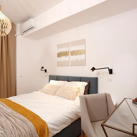 Old Fancy 2Br Pipera Apartment Voluntari 外观 照片